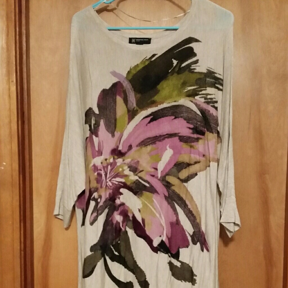 INC half sleeve shirt/ very thin sweater